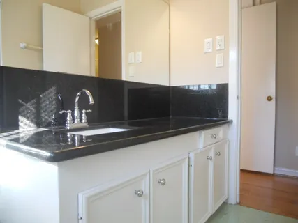 $290,000 | 4709 Sanford Road, Houston, TX 77035