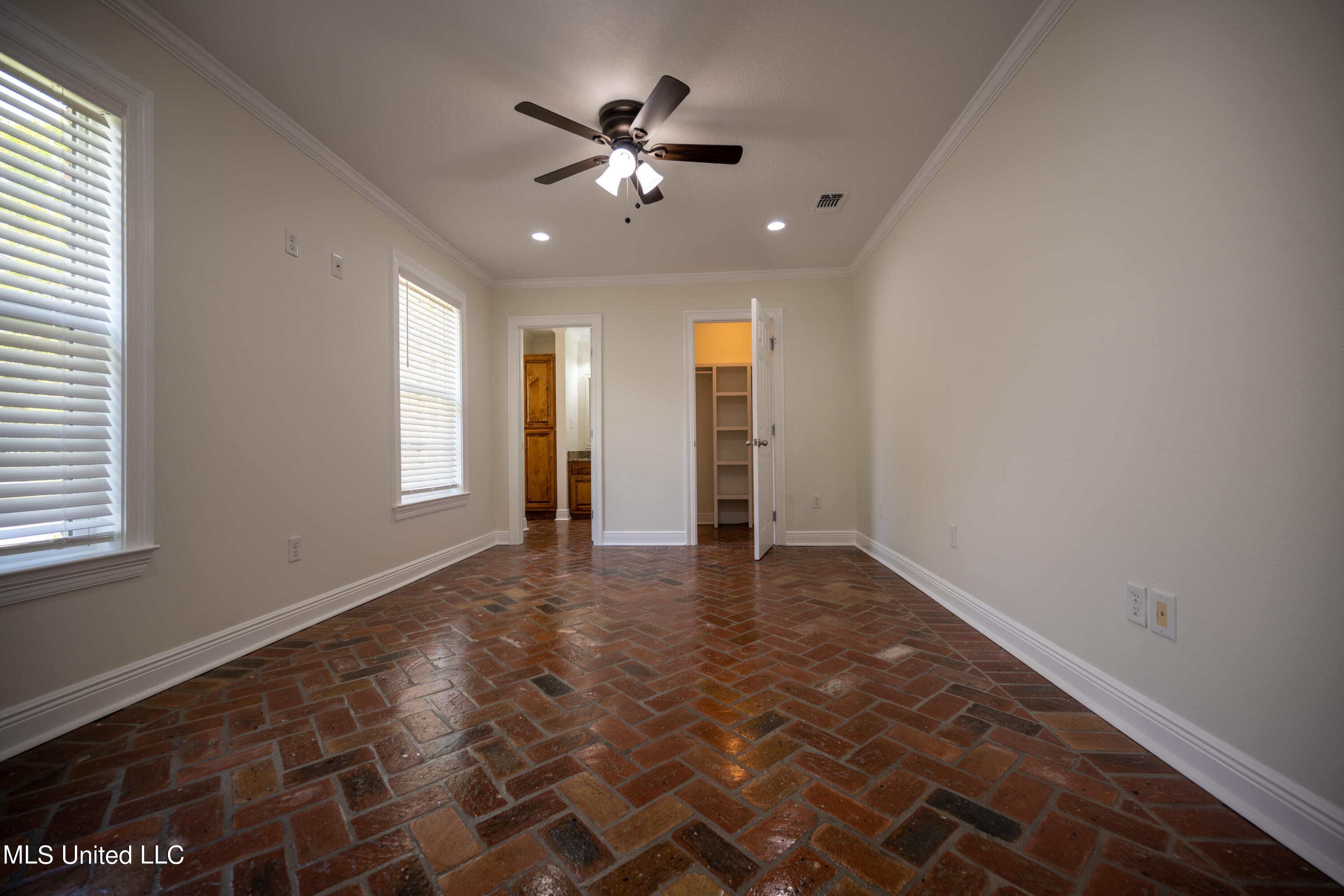 4115 8th Street Gulfport, MS 39501 - Photo 14 of 40 DSC_2529-HDR