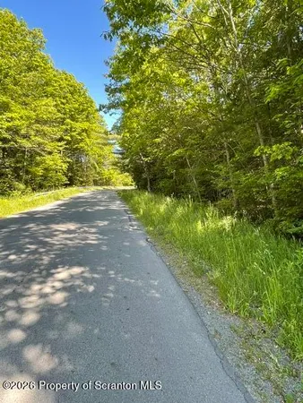$39,000 | 404 Martini Road, Moscow, PA 18444