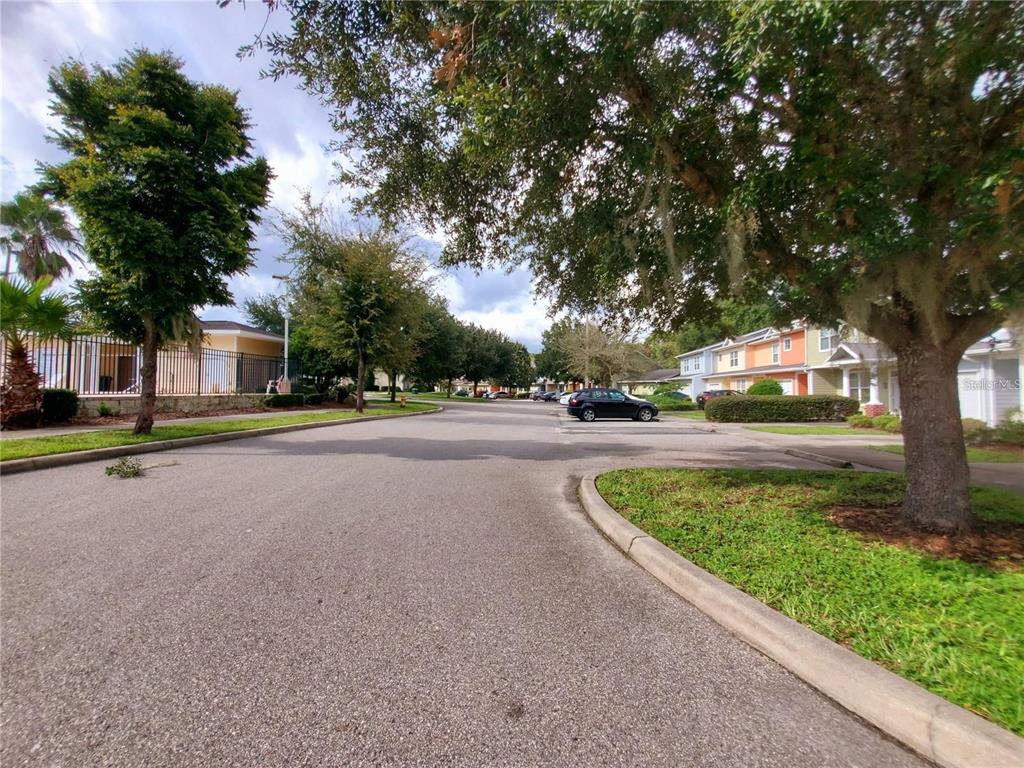 1561 Northwest 29 Road, Unit 228 Gainesville, FL 32605 - Photo 29 of 31