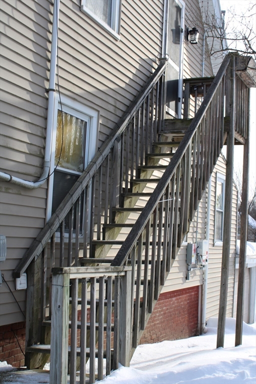 25 Quinebaug Road Dudley, MA 01571 - Photo 4 of 40