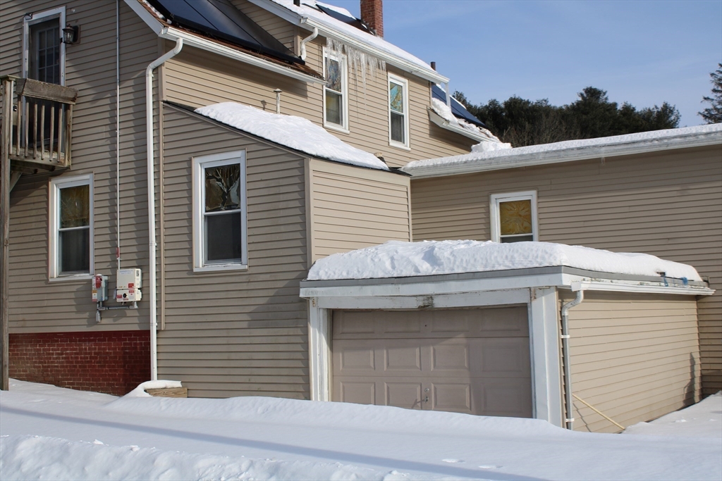 25 Quinebaug Road Dudley, MA 01571 - Photo 5 of 40