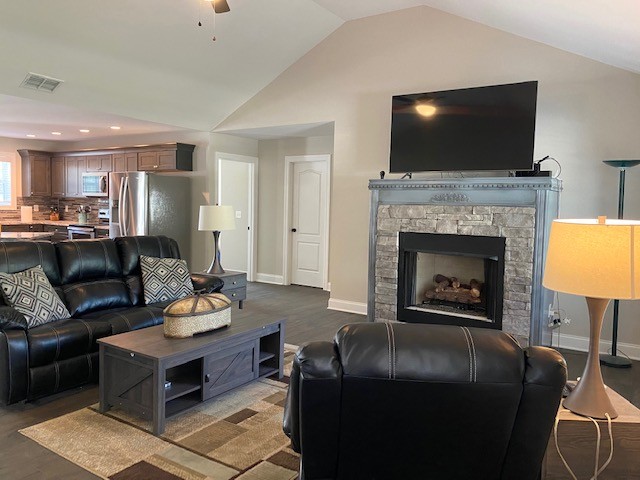 2109 Ovoca Road Tullahoma, TN 37388 - Photo 4 of 33 Gallery Image 4