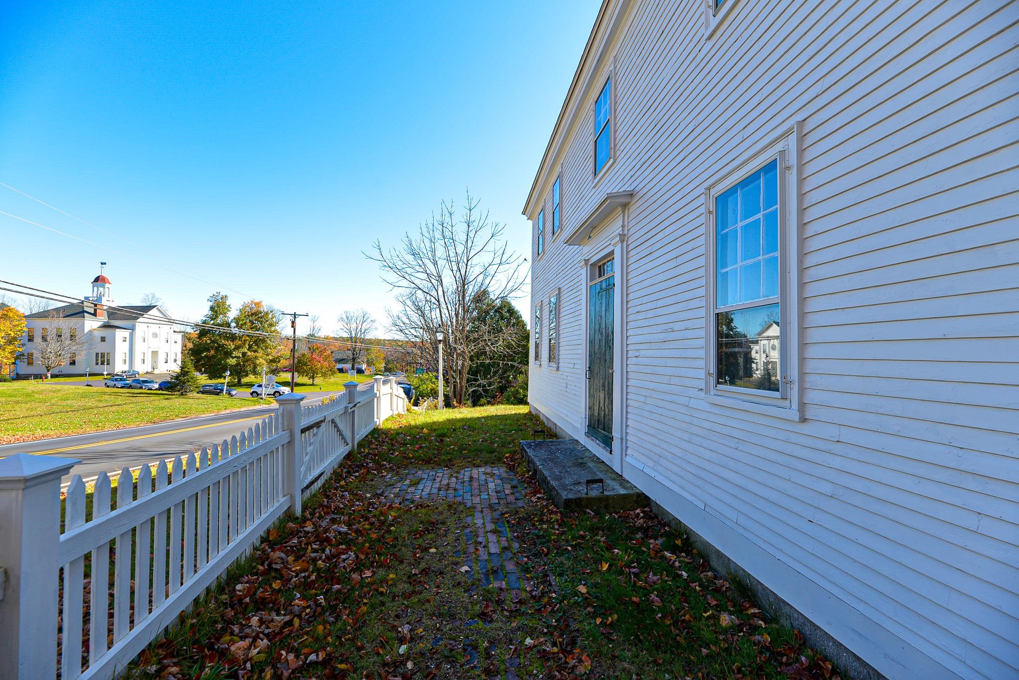494 Province Road Gilmanton, NH 03237 - Photo 3 of 35
