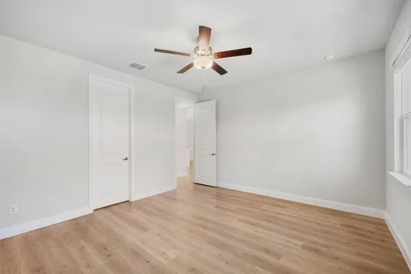 $2,290 | 430 Cherry Laurel Drive, Little Elm, TX 75068
