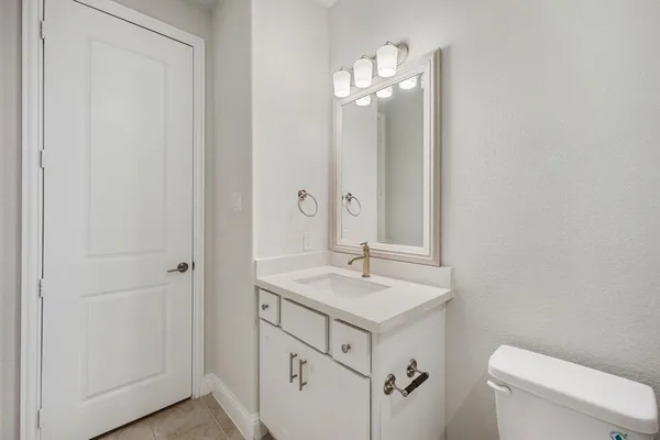 $2,290 | 430 Cherry Laurel Drive, Little Elm, TX 75068