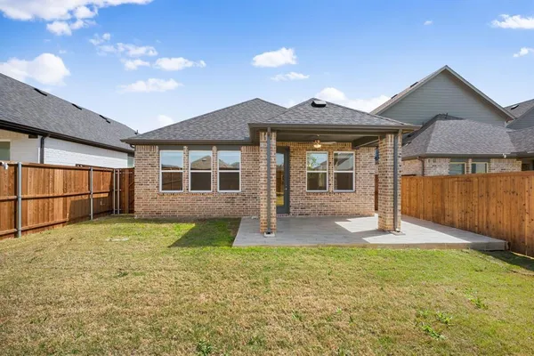 $2,290 | 430 Cherry Laurel Drive, Little Elm, TX 75068