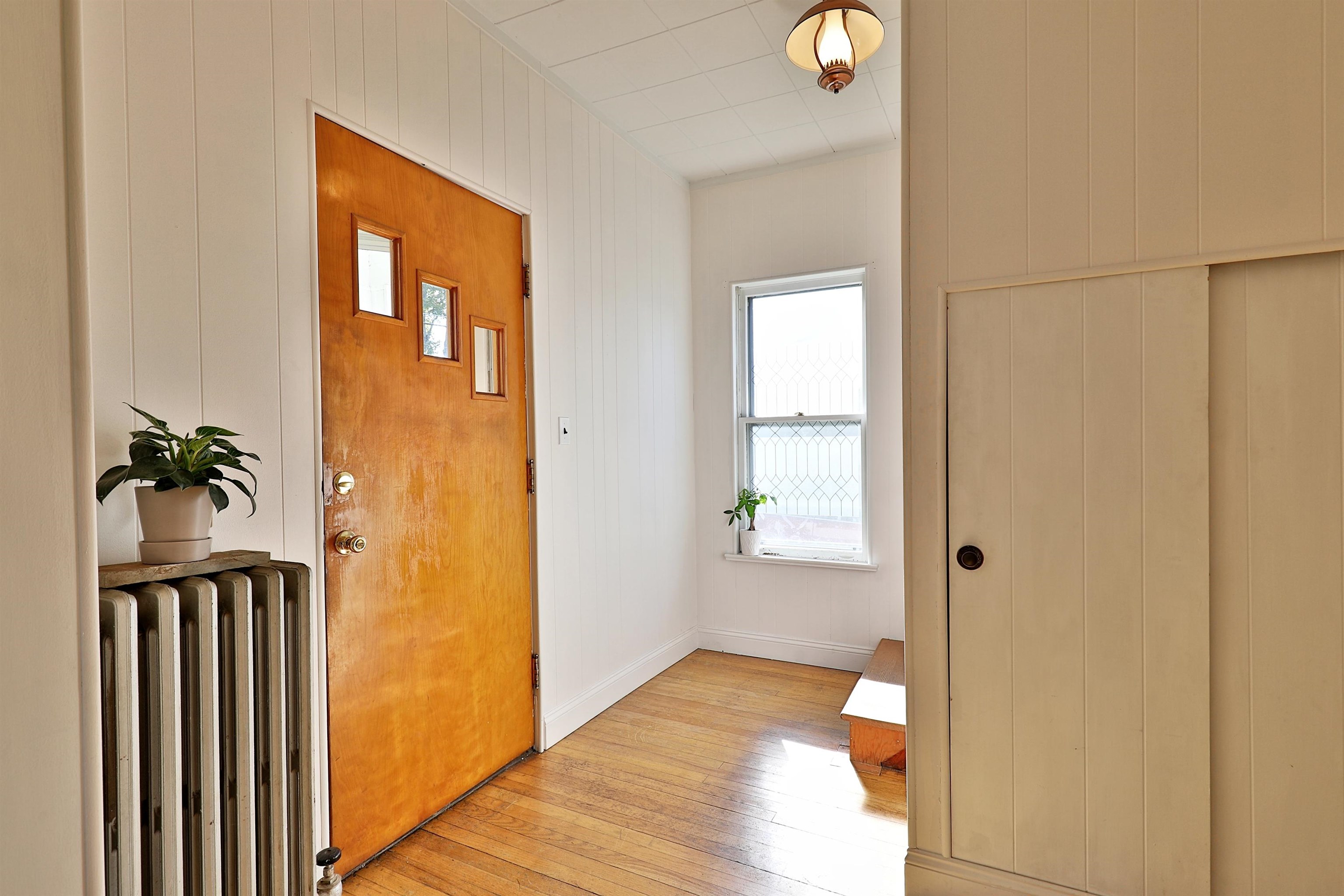 7 Porter Street Rutland, VT 05701 - Photo 12 of 40