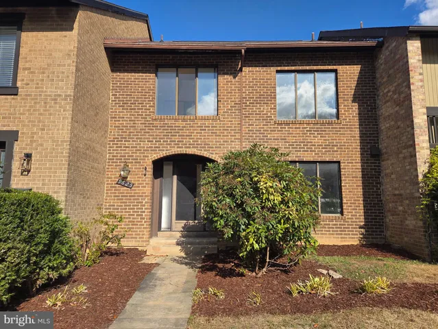 $399,900 | 9625 Shadow Oak Drive, Gaithersburg, MD 20886