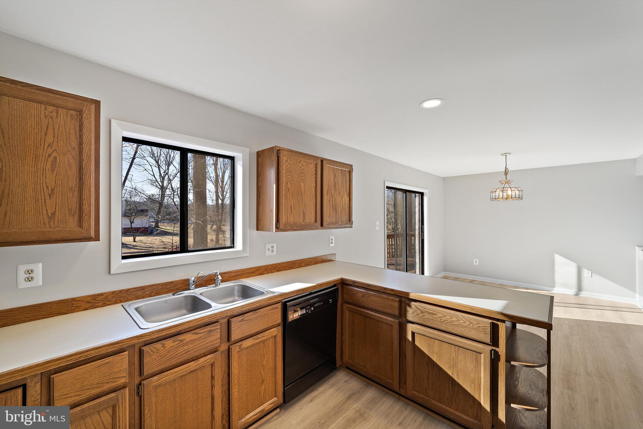 5353 Stratton Lane Broad Run, VA 20137 - Photo 27 of 65 Gallery Image 27