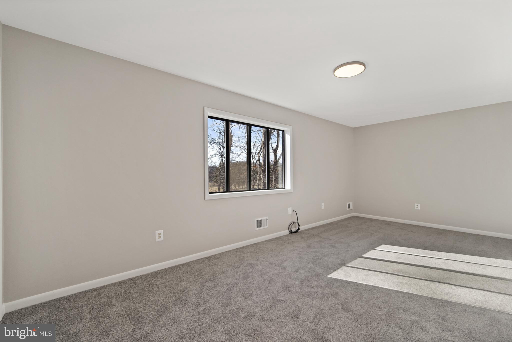 5353 Stratton Lane Broad Run, VA 20137 - Photo 43 of 65 Gallery Image 43