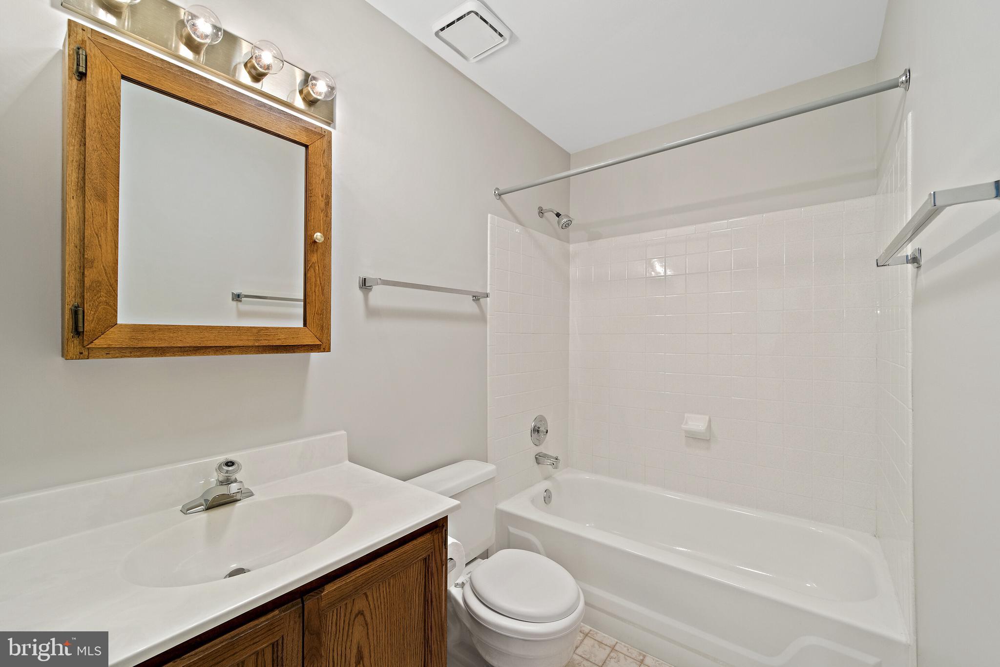 5353 Stratton Lane Broad Run, VA 20137 - Photo 46 of 65 Gallery Image 46