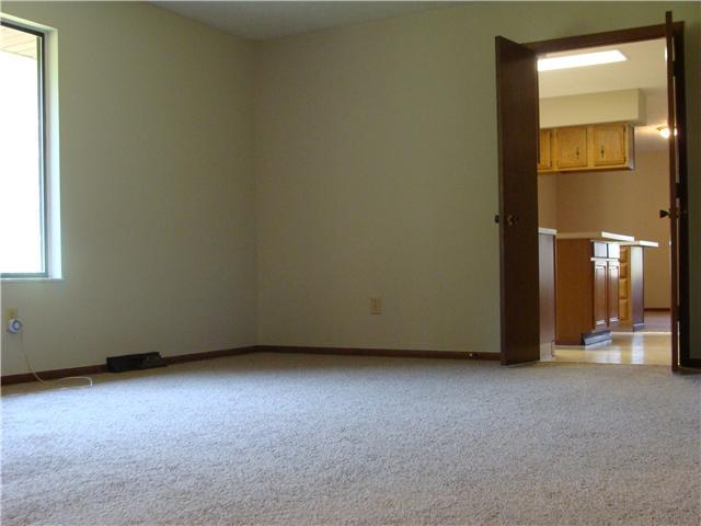 2227 Burnside Road Northwest Pataskala, OH 43062 - Photo 14 of 25