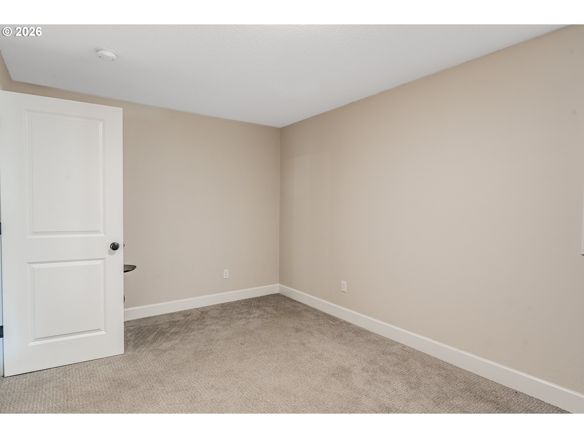 13520 Southwest Devonshire Drive Beaverton, OR 97005 - Photo 19 of 43