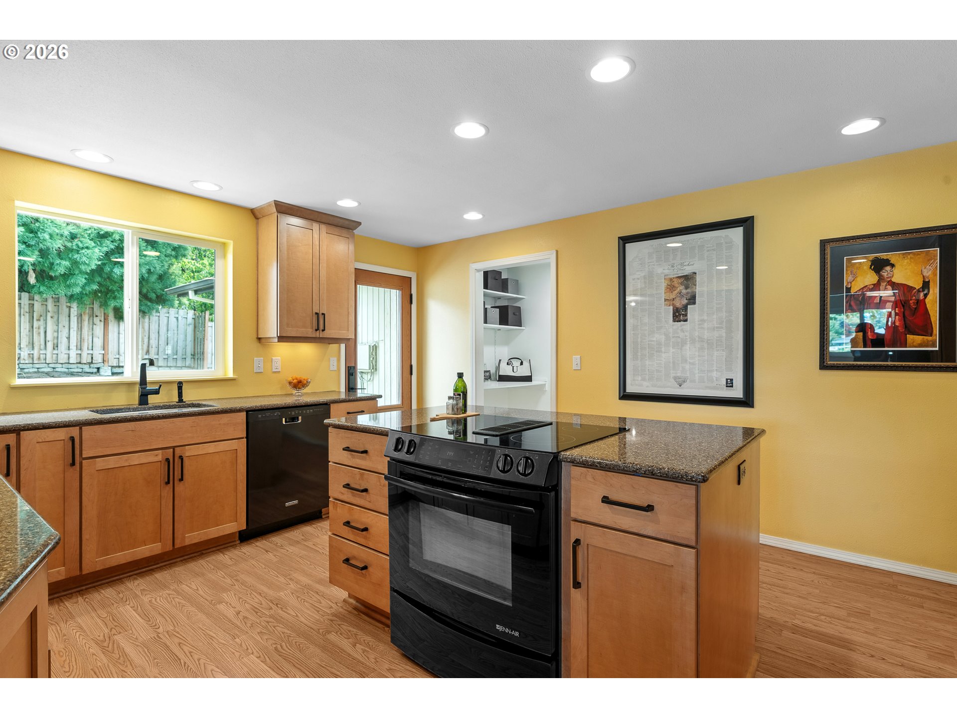 13520 Southwest Devonshire Drive Beaverton, OR 97005 - Photo 10 of 43