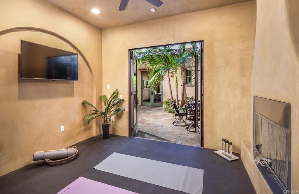 937 Pearl Drive San Marcos, CA 92078 - Photo 42 of 54 a view of a living room