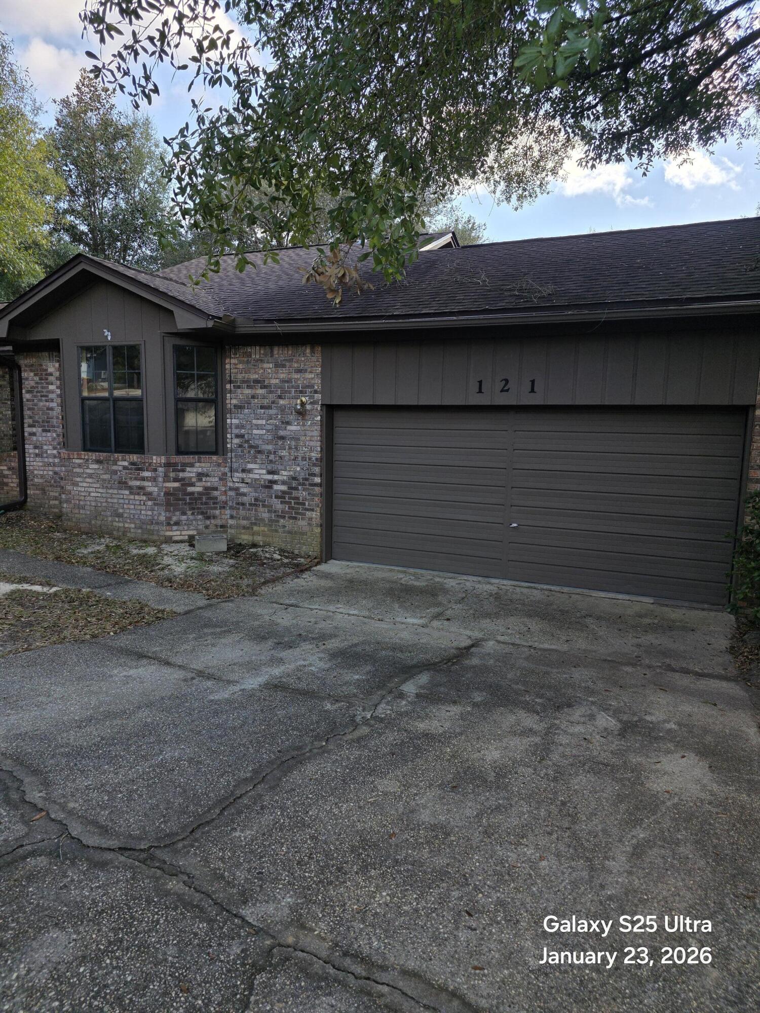 Undisclosed Address Crestview, FL 32536 - Photo 2 of 12 20260123_142533 - Copy