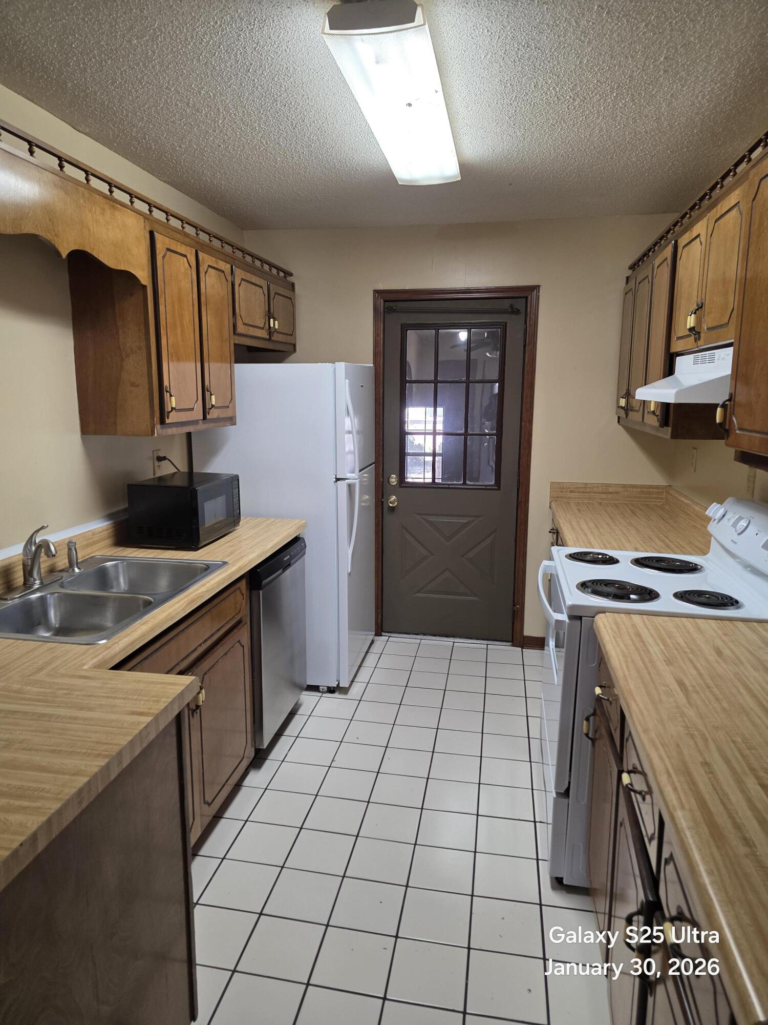 Undisclosed Address Crestview, FL 32536 - Photo 5 of 12 20260130_094324