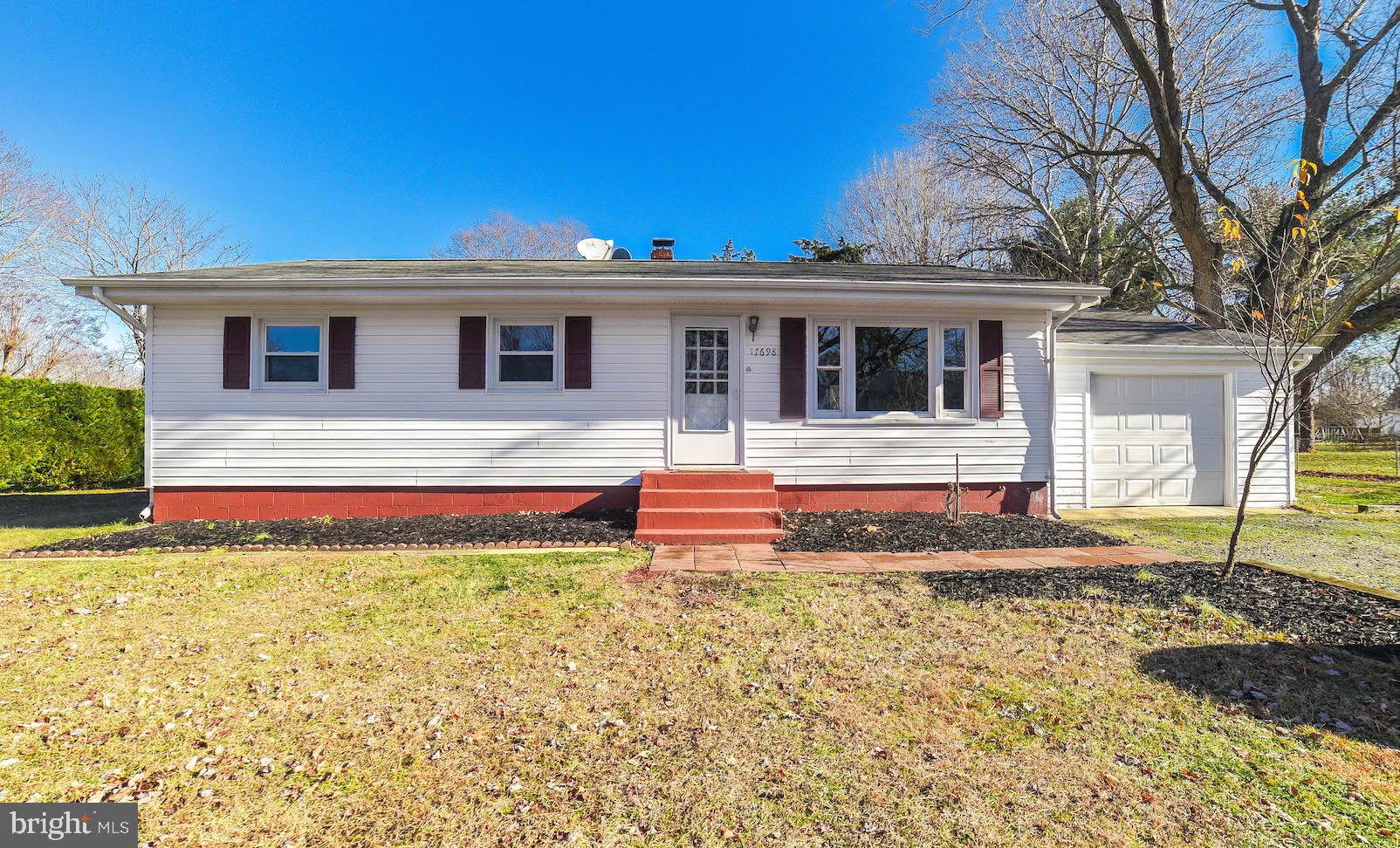 17698 St Inigoes Road St. Inigoes, MD 20684 - Photo 3 of 40