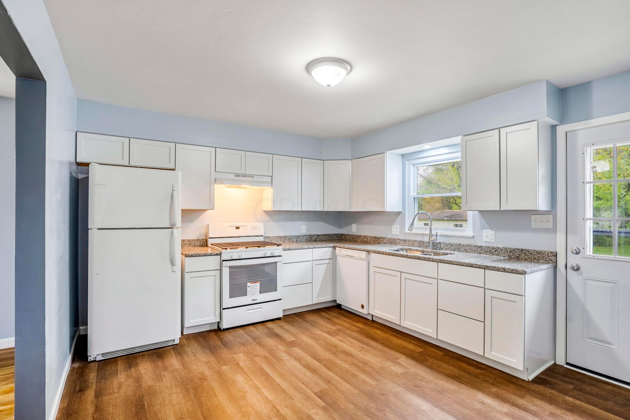 965 Beechwood Road Columbus, OH 43227 - Photo 10 of 32 DSC00677-HDR