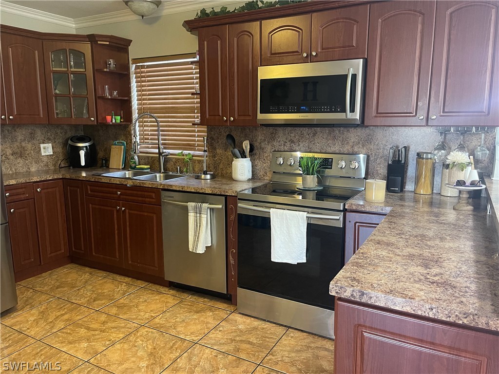 210 East Jasmine Road Lehigh Acres, FL 33936 - Photo 9 of 23 Gallery Image 9
