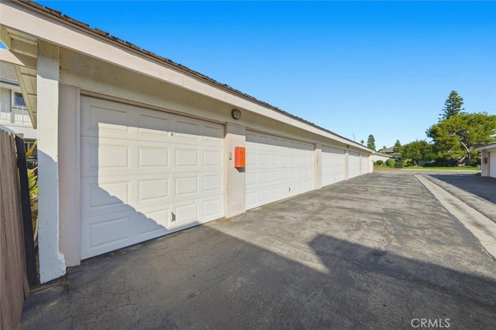 23005 Nadine Circle, Unit B Torrance, CA 90505 - Photo 25 of 29 a view of a garage