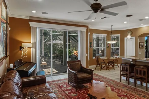 $949,900 | 313 10th Avenue East, Palmetto, FL 34221