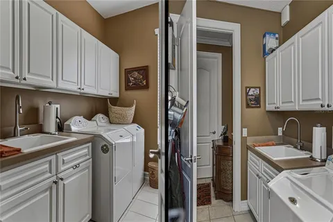 $949,900 | 313 10th Avenue East, Palmetto, FL 34221