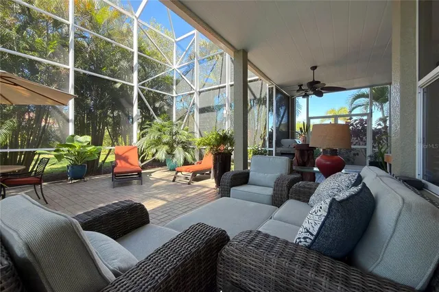 $949,900 | 313 10th Avenue East, Palmetto, FL 34221