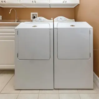 $925,000 | 313 10th Avenue East, Palmetto, FL 34221