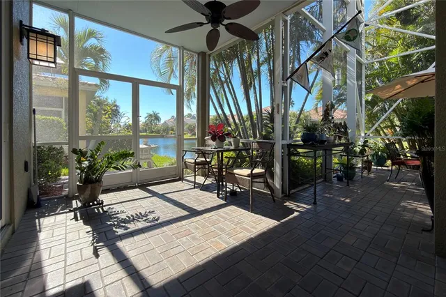 $949,900 | 313 10th Avenue East, Palmetto, FL 34221