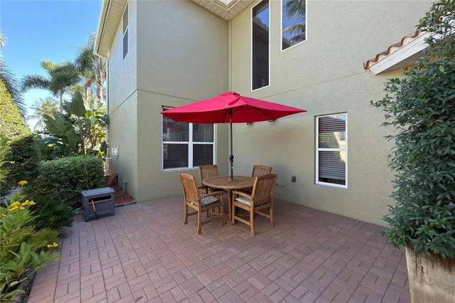 $949,900 | 313 10th Avenue East, Palmetto, FL 34221