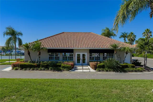 $949,900 | 313 10th Avenue East, Palmetto, FL 34221