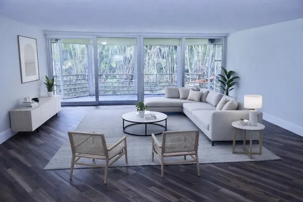 $2,200 | 1351 Northeast 191st Street, Unit E217, Miami, FL 33179