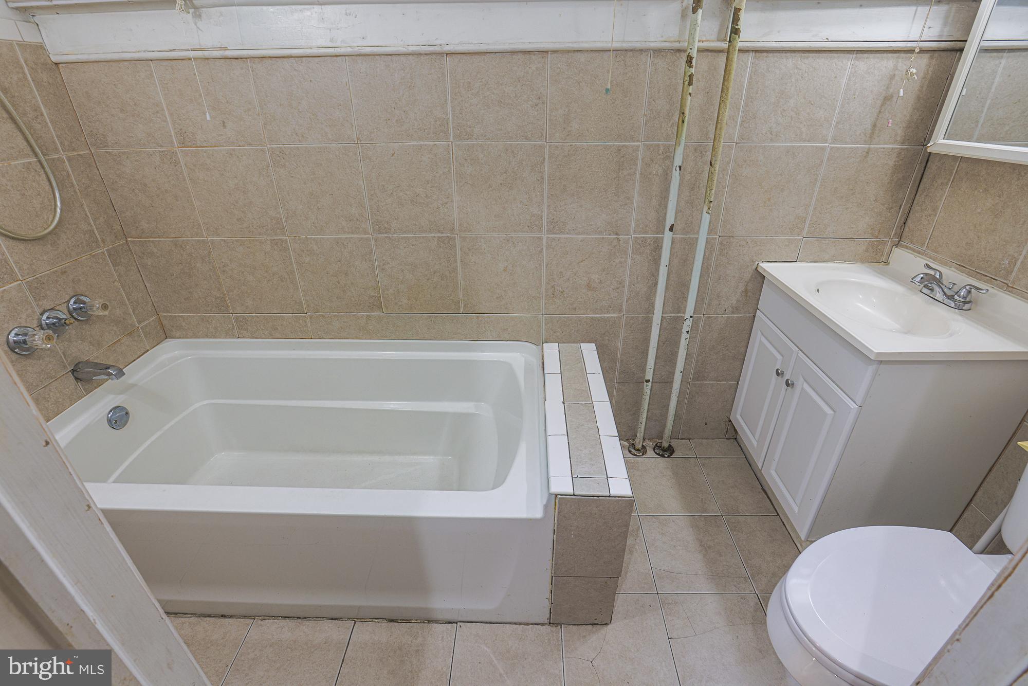 3128 Baker Street Baltimore, MD 21216 - Photo 26 of 43