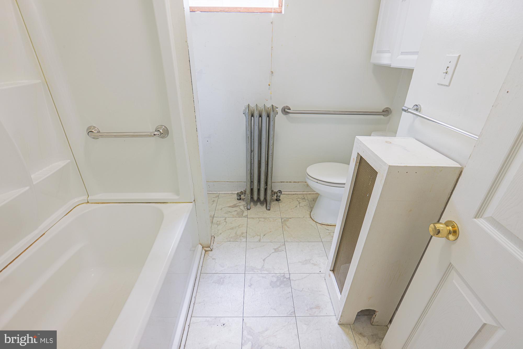 3128 Baker Street Baltimore, MD 21216 - Photo 35 of 43
