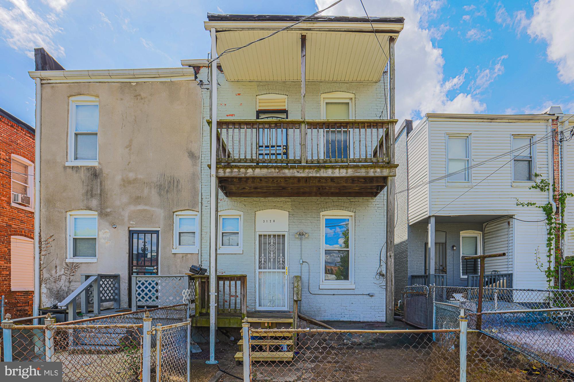 3128 Baker Street Baltimore, MD 21216 - Photo 6 of 43