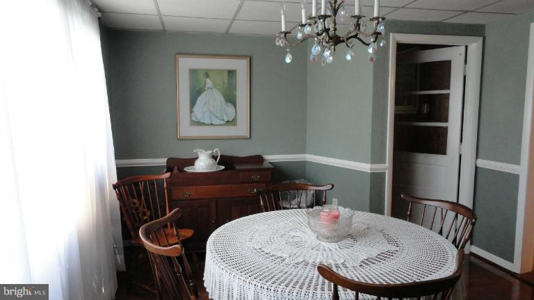 11302 Manse Road Hagerstown, MD 21740 - Photo 14 of 29 Dining Room