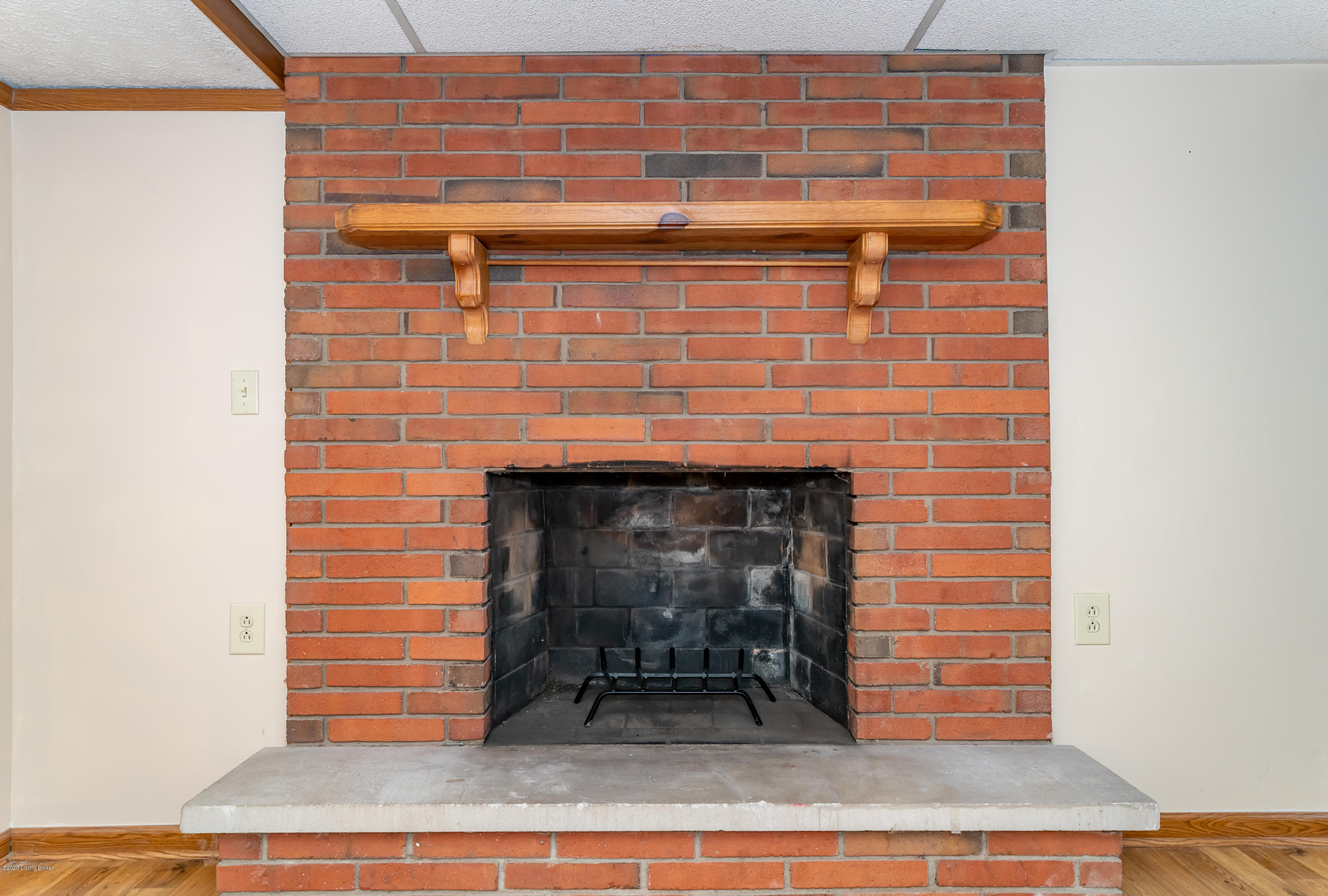 7309 Ridan Way Louisville, KY 40214 - Photo 29 of 37 Basement Fireplace (Wood-burning)