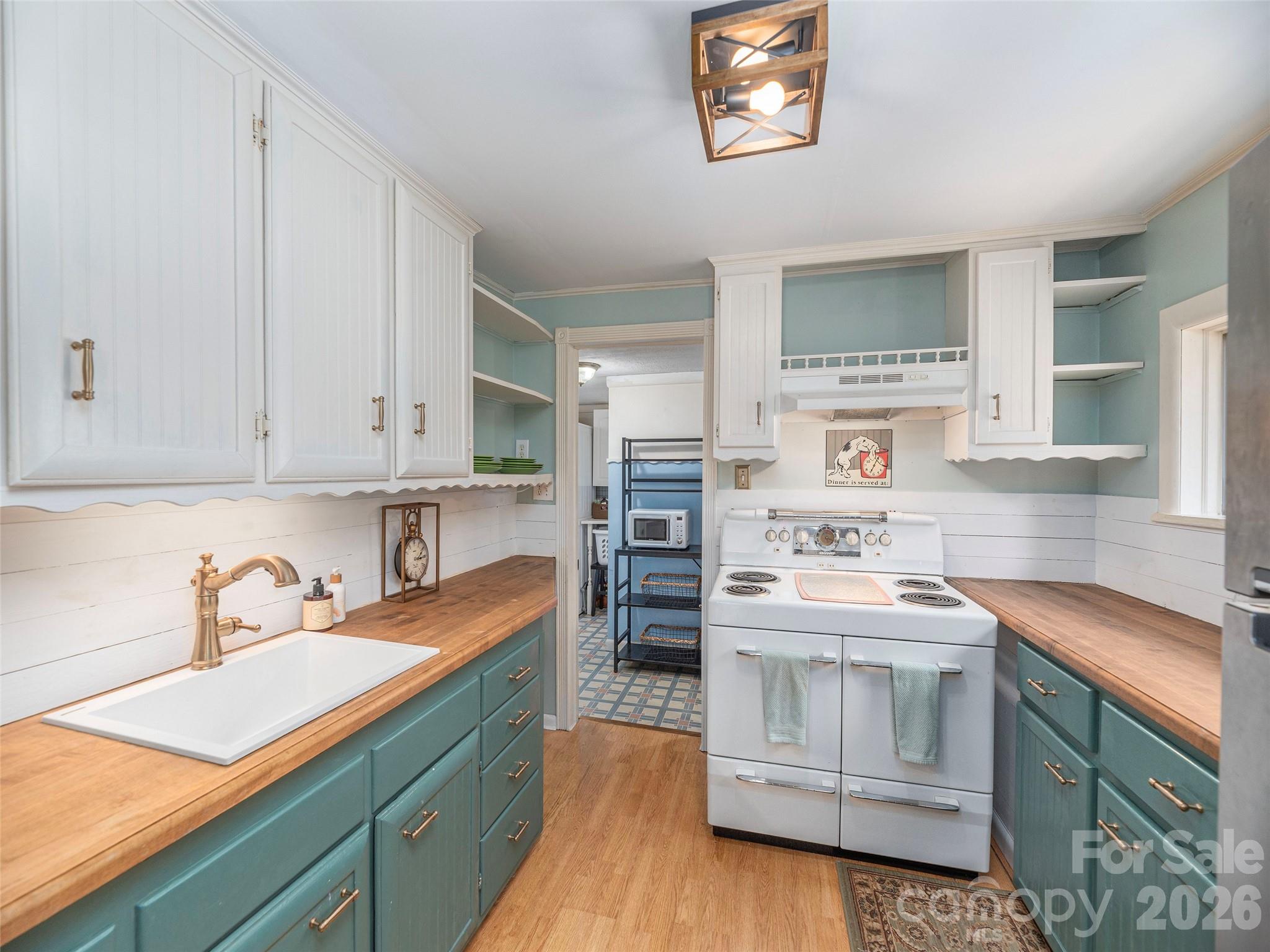 897 Dark Ridge Road Sylva, NC 28779 - Photo 8 of 39