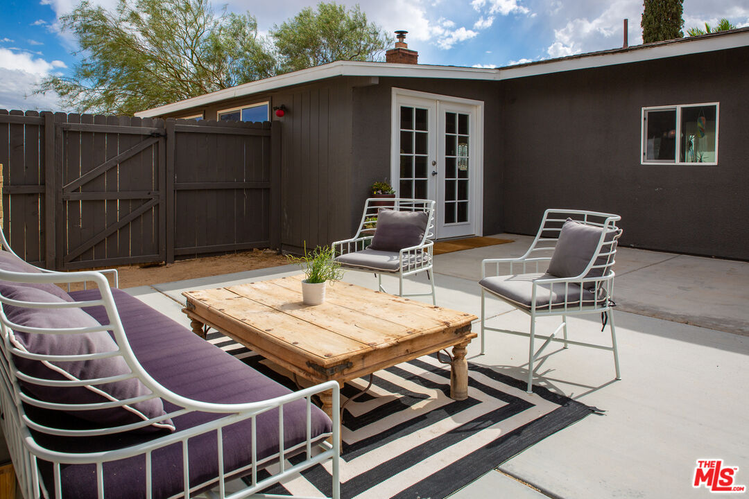 2651 Foxy Flats Road Joshua Tree, CA 92252 - Photo 8 of 61