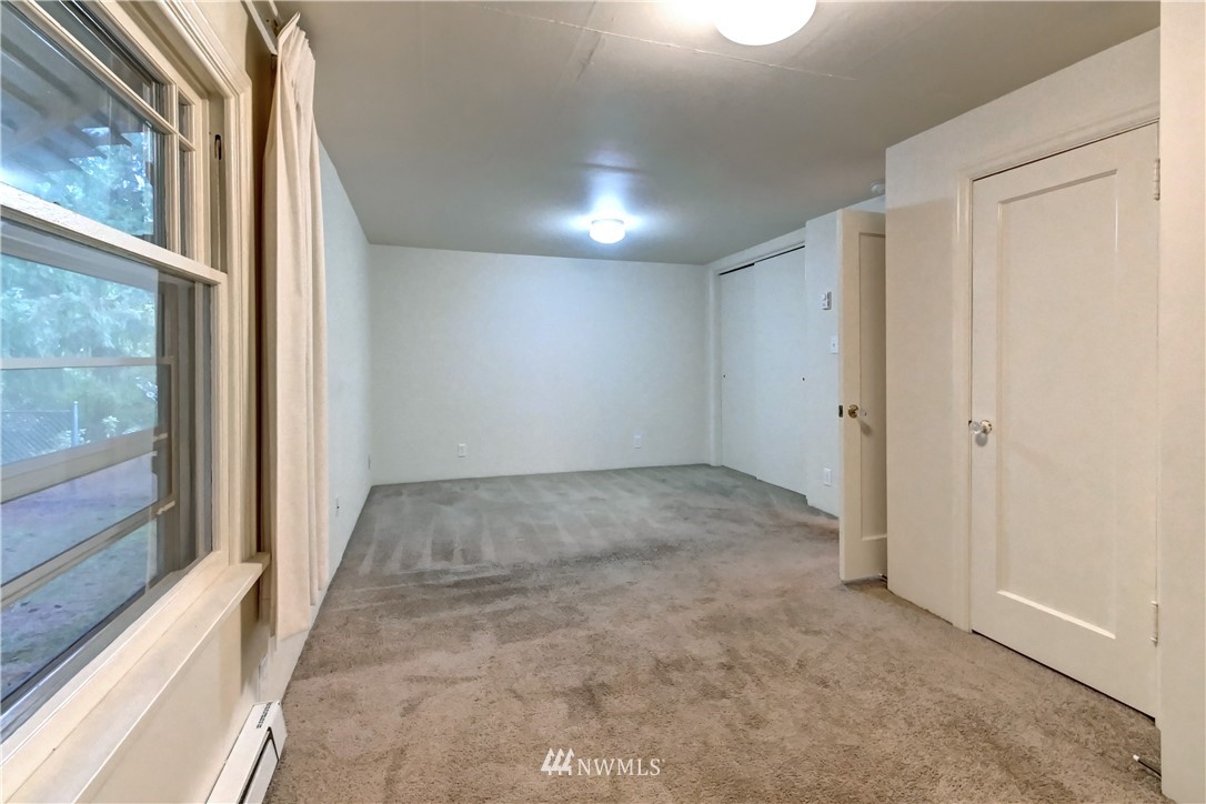 19722 13th Drive Southeast Bothell, WA 98012 - Photo 10 of 21 a view of room and window