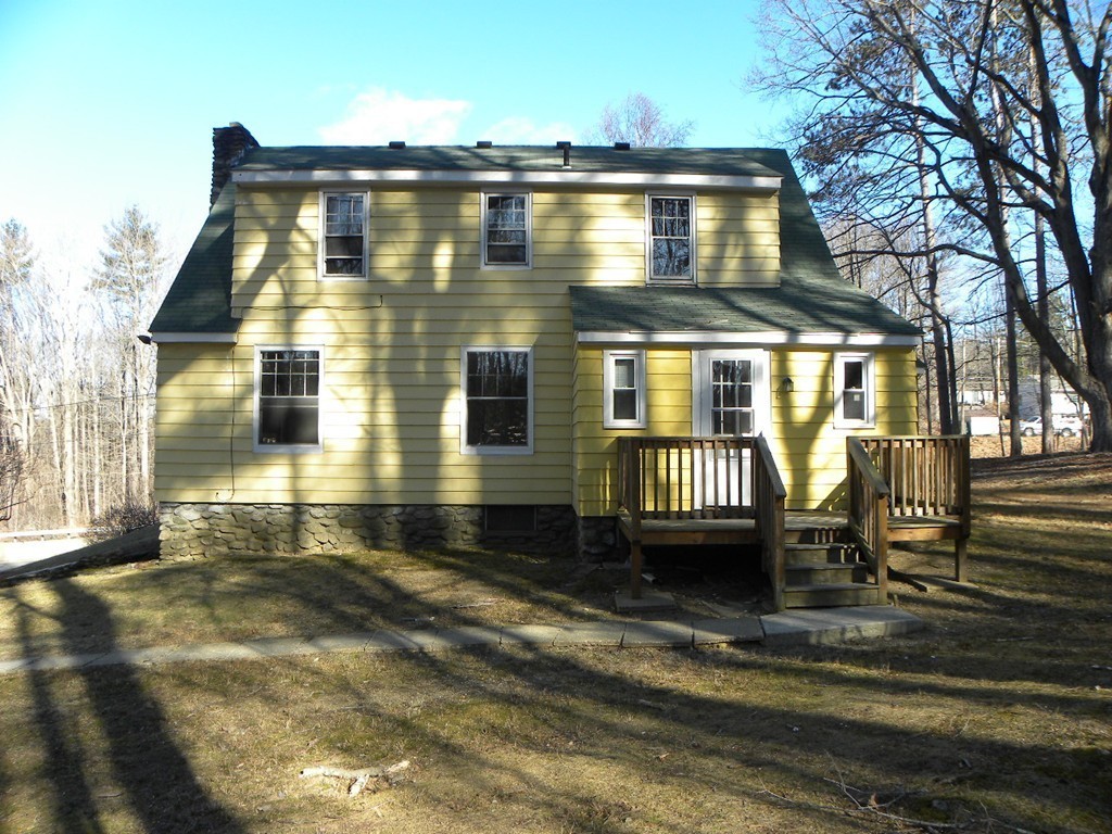 54 Worcester Road Charlton, MA 01507 - Photo 2 of 29