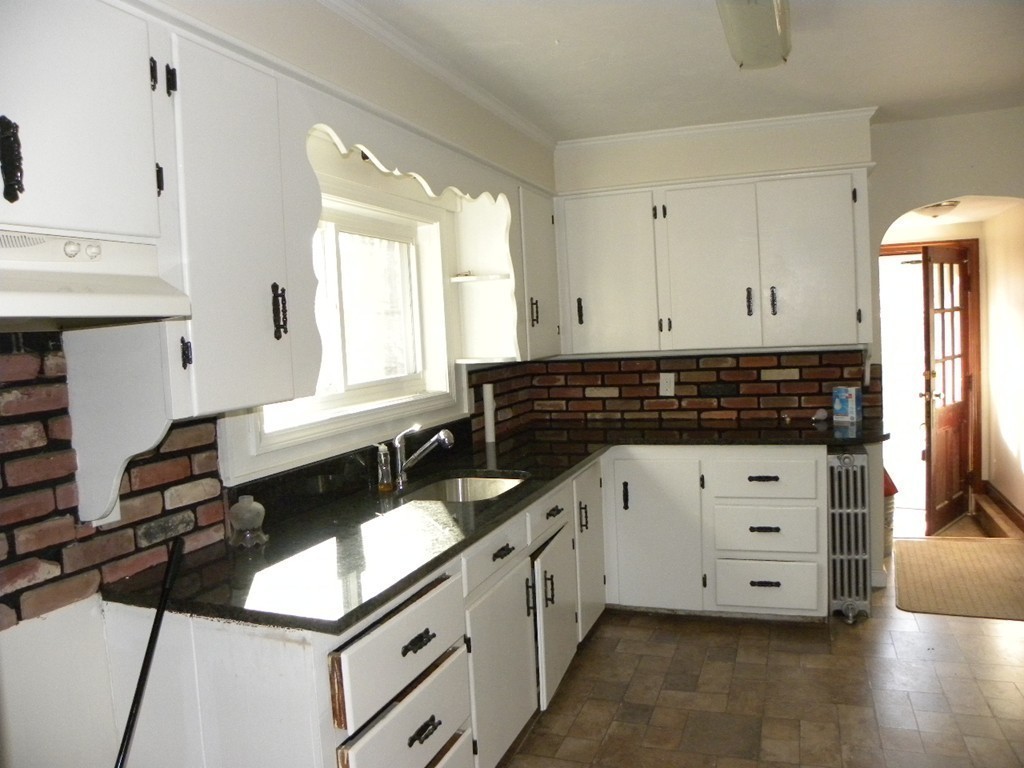 54 Worcester Road Charlton, MA 01507 - Photo 6 of 29
