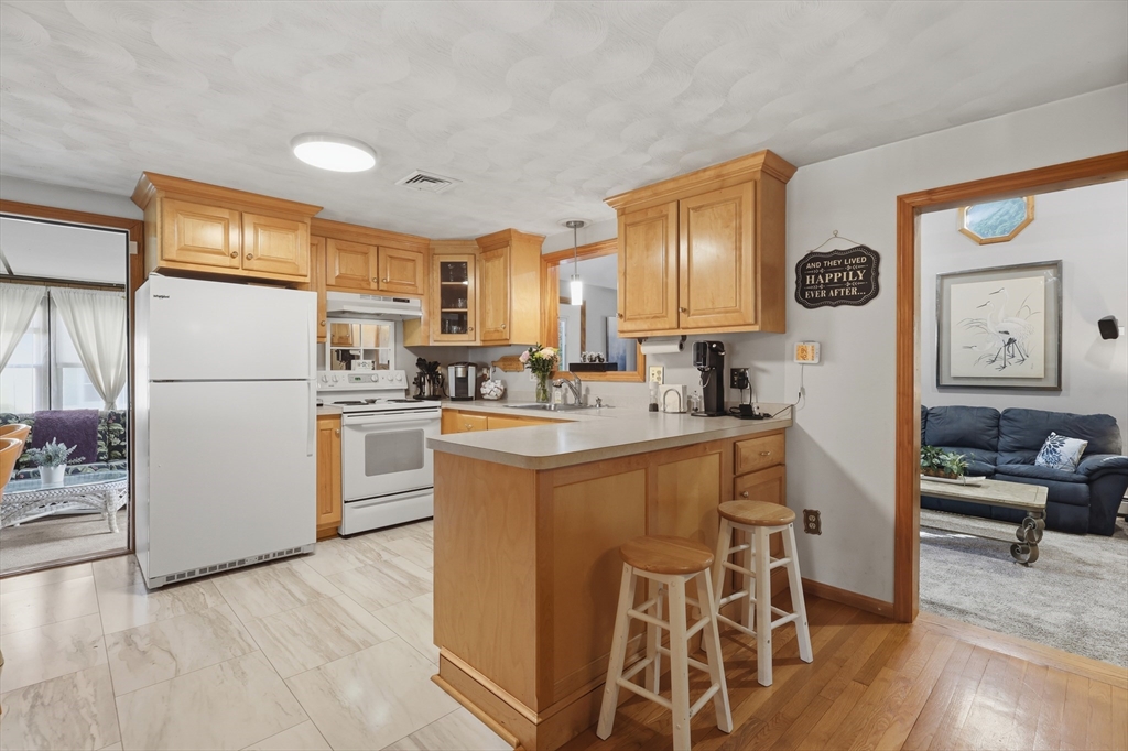 12 Edgewood Road Milford, MA 01757 - Photo 7 of 41