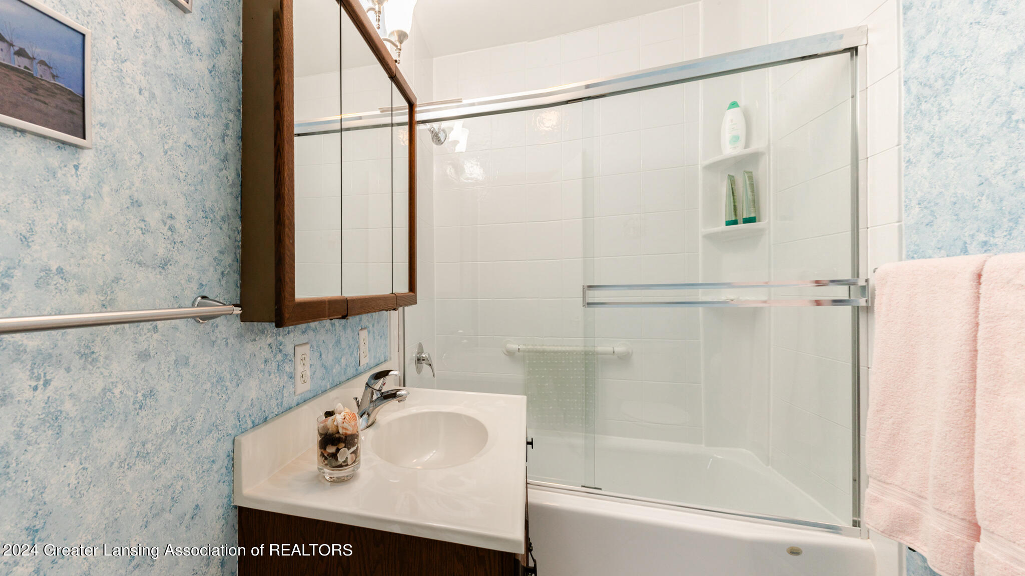 15803 Brook Road Lansing, MI 48906 - Photo 17 of 29 15803BROOK19