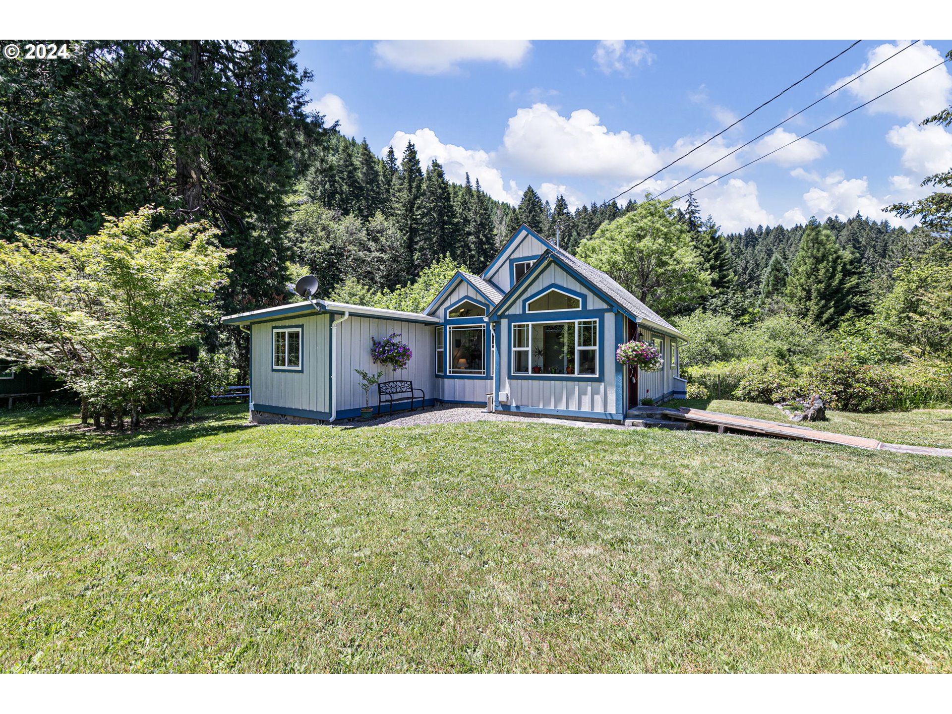 1610 Sand Creek Road Drain, OR 97435 - Photo 1 of 35 Gallery Image 1