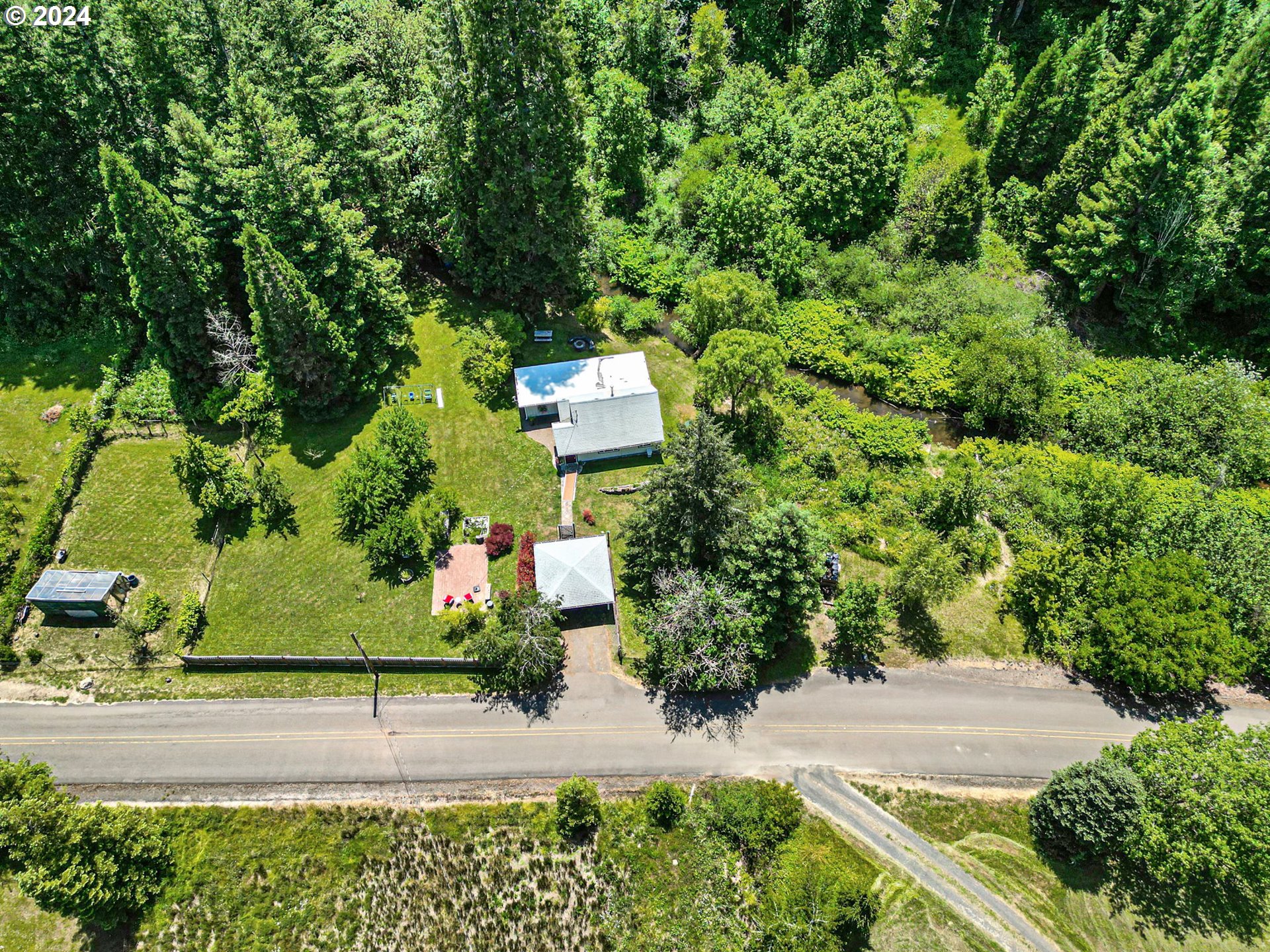 1610 Sand Creek Road Drain, OR 97435 - Photo 33 of 35 Gallery Image 33