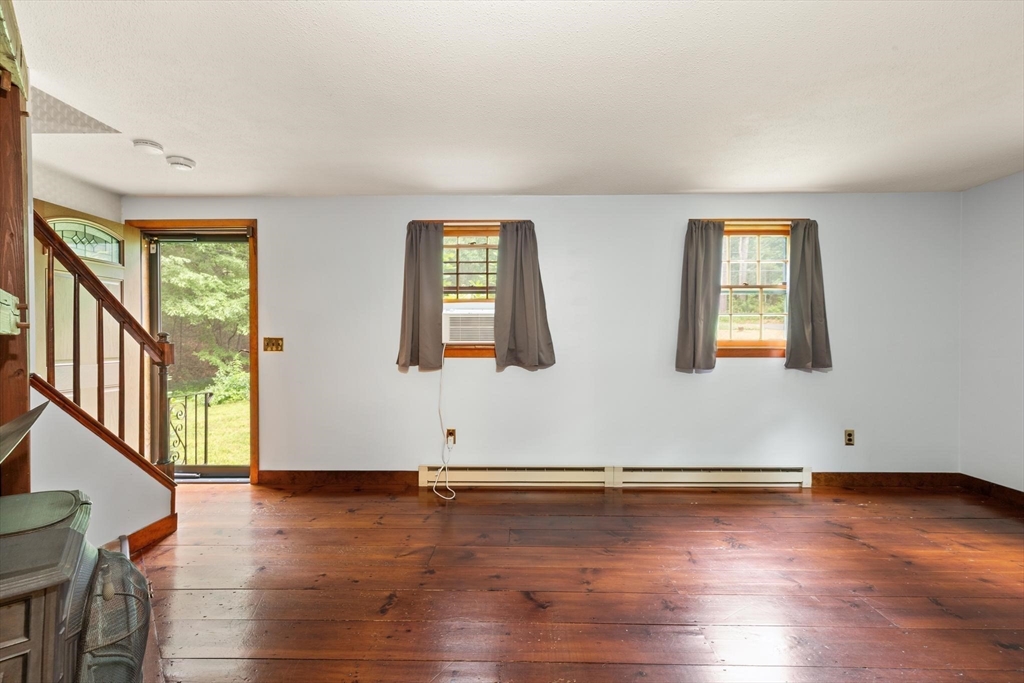653 Townsend Road Groton, MA 01450 - Photo 17 of 42 Gallery Image 17