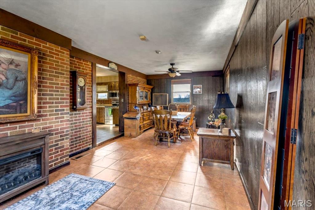 2948 Erb Road St. Louis, MO 63129 - Photo 14 of 43